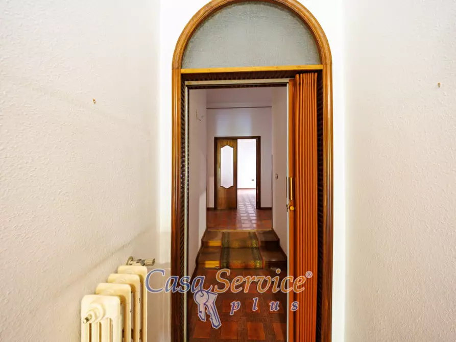 Immagine 49 di Villa in vendita  in Via Roma a Matino