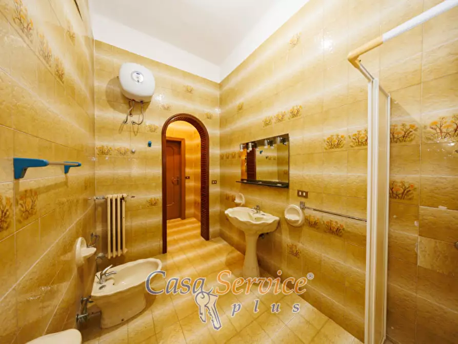 Immagine 51 di Villa in vendita  in Via Roma a Matino