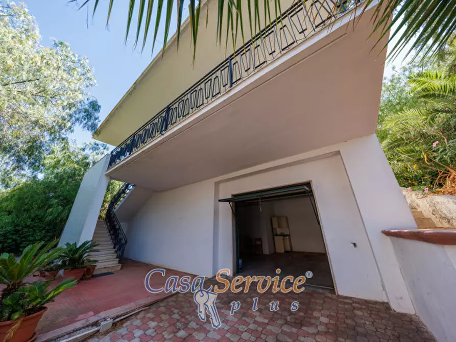 Immagine 61 di Villa in vendita  in Via Roma a Matino
