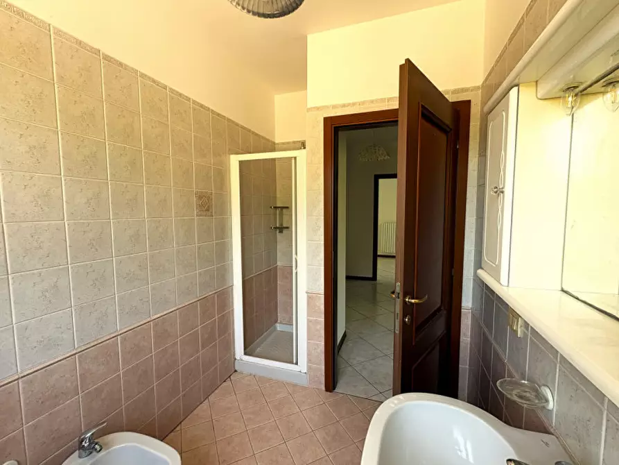 Immagine 14 di Appartamento in vendita  a Cavezzo