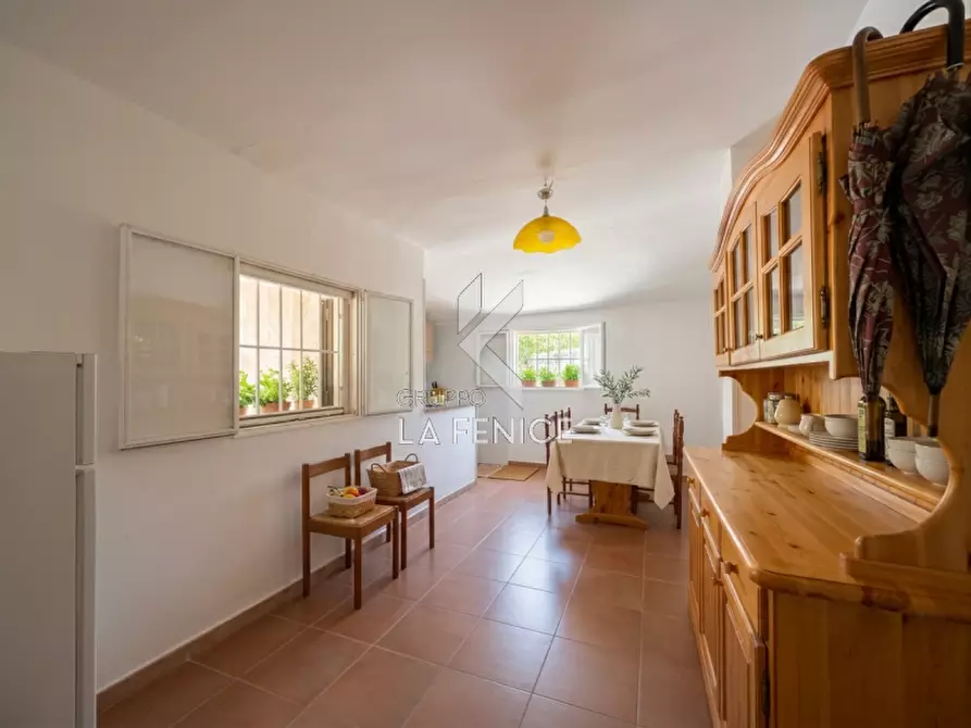 Immagine 8 di Rustico / casale in vendita  in strada peppuccio a Martina Franca