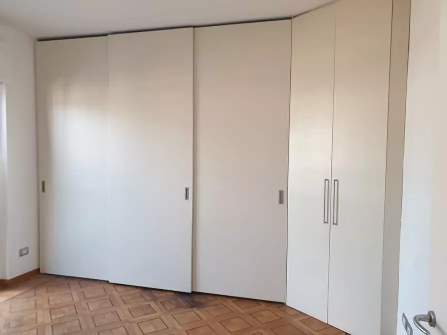 Immagine 8 di Appartamento in affitto  in Via Volta 10 a Milano