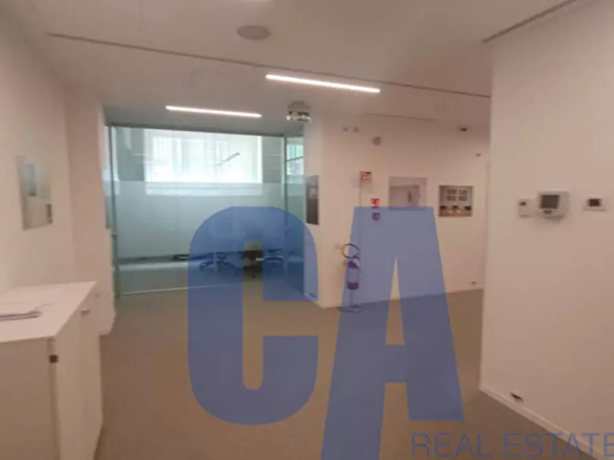 Immagine 15 di Ufficio in affitto  in VIA RAVIZZA CARLO a Milano