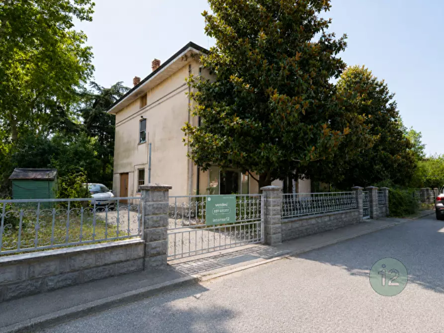 Immagine 2 di Villetta a schiera in vendita  in Via Cristoforo Colombo 3 a Novi Di Modena