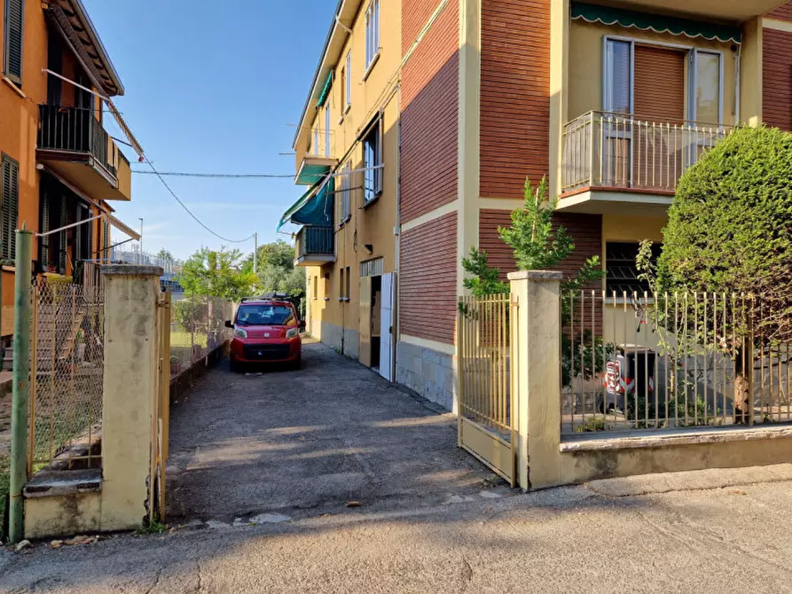 Immagine 1 di Magazzino in vendita  in Via Don Giovanni Minzoni, 6 a Casalecchio Di Reno