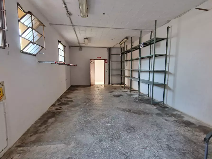 Immagine 5 di Magazzino in vendita  in Via Don Giovanni Minzoni, 6 a Casalecchio Di Reno