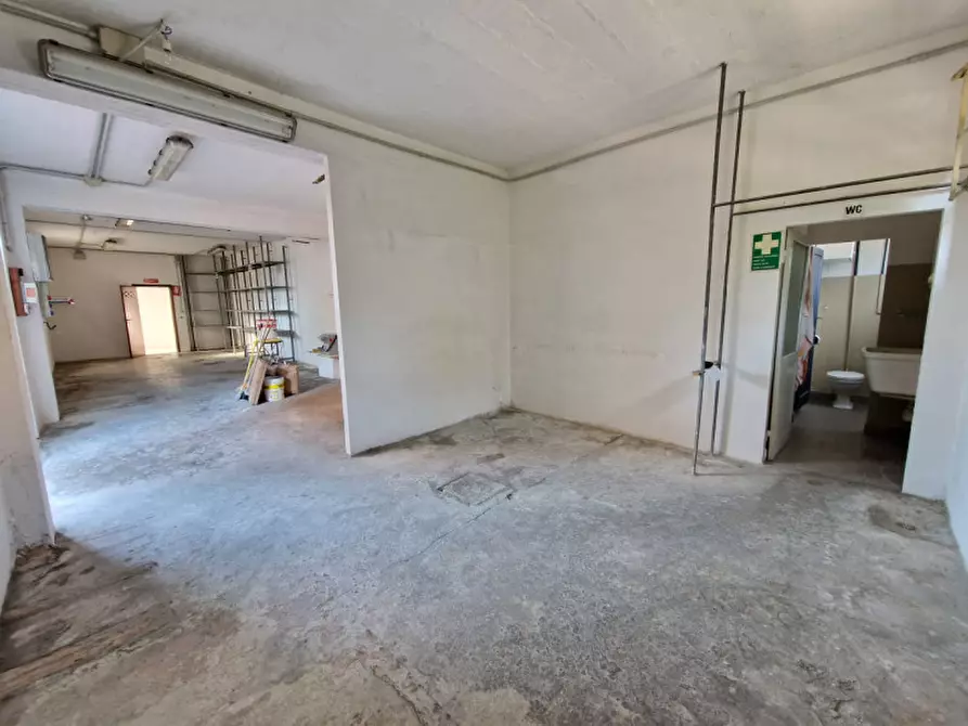 Immagine 8 di Magazzino in vendita  in Via Don Giovanni Minzoni, 6 a Casalecchio Di Reno