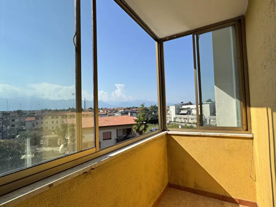 Immagine 3 di Appartamento in affitto  in Via Sclavons a Cordenons