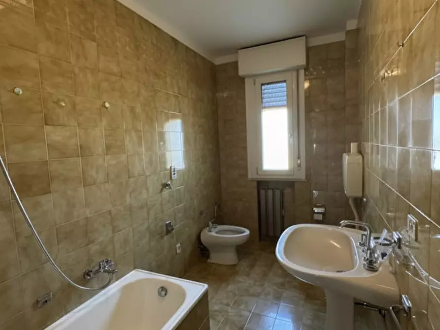 Immagine 15 di Appartamento in affitto  in Via Sclavons a Cordenons