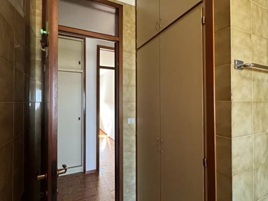 Immagine 16 di Appartamento in affitto  in Via Sclavons a Cordenons