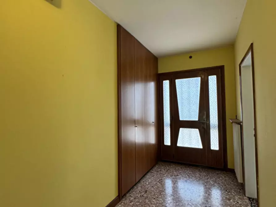 Immagine 5 di Casa indipendente in vendita  in Via Sclavons a Cordenons