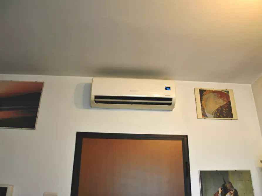 Immagine 16 di Appartamento in vendita  in Via Giacomo Filippo Lacaita 2 a Milano