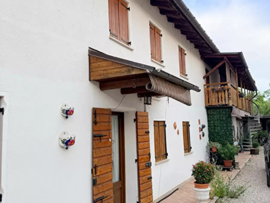 Immagine 1 di Casa indipendente in vendita  in Via Giovanni Battista a Giavera Del Montello