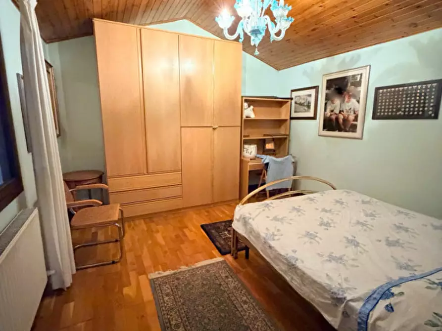 Immagine 9 di Casa indipendente in vendita  in Via Giovanni Battista a Giavera Del Montello