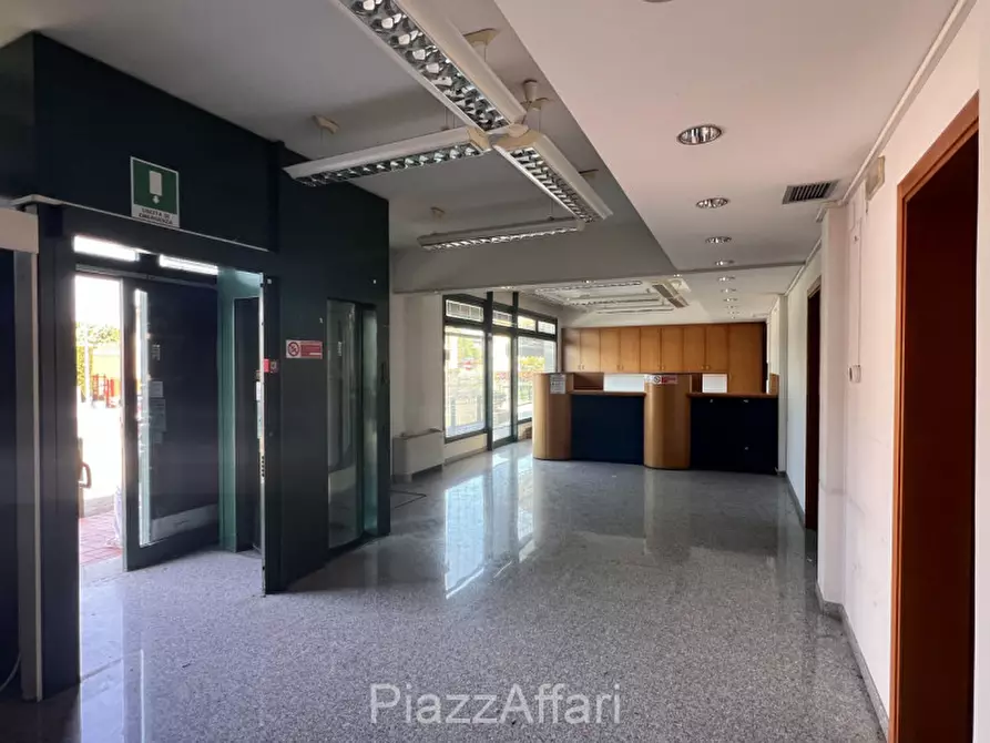 Immagine 3 di Ufficio in vendita  in Via Roma a Brugine
