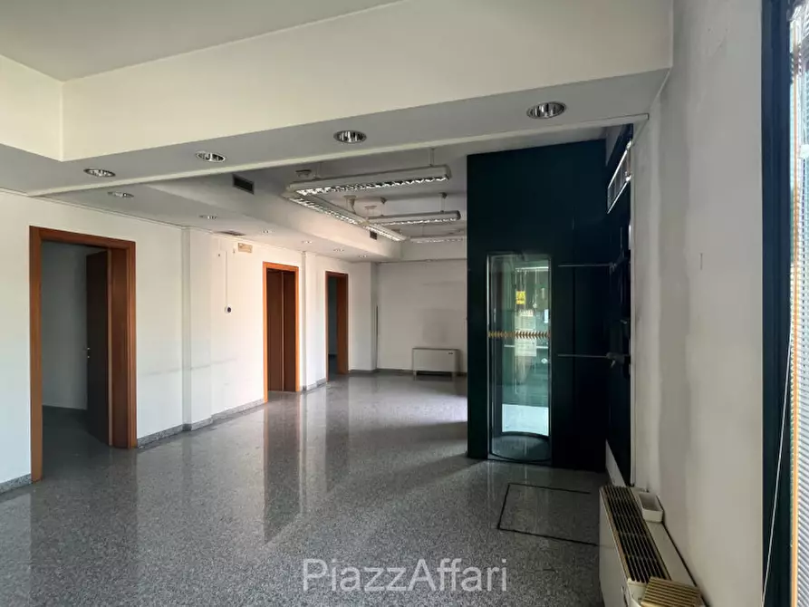 Immagine 7 di Ufficio in vendita  in Via Roma a Brugine