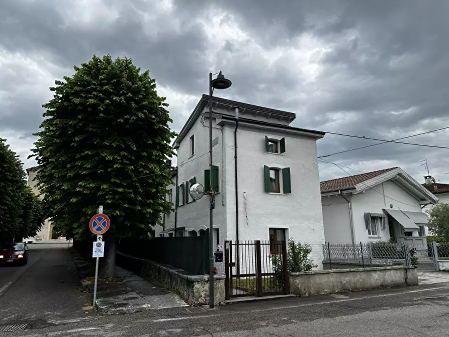 Immagine 23 di Villetta a schiera in vendita  in Via Chiesa Nuova a Sant'ambrogio Di Valpolicella