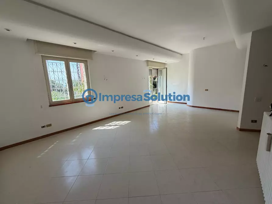 Immagine 3 di Appartamento in vendita  in Via Francesco Petrarca a Napoli