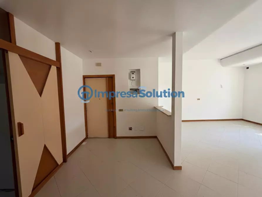 Immagine 6 di Appartamento in vendita  in Via Francesco Petrarca a Napoli
