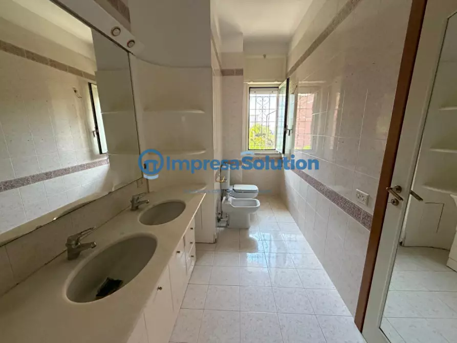 Immagine 17 di Appartamento in vendita  in Via Francesco Petrarca a Napoli
