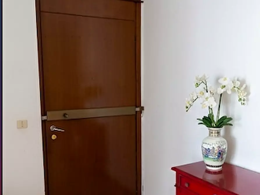 Immagine 9 di Appartamento in vendita  in schio a Schio