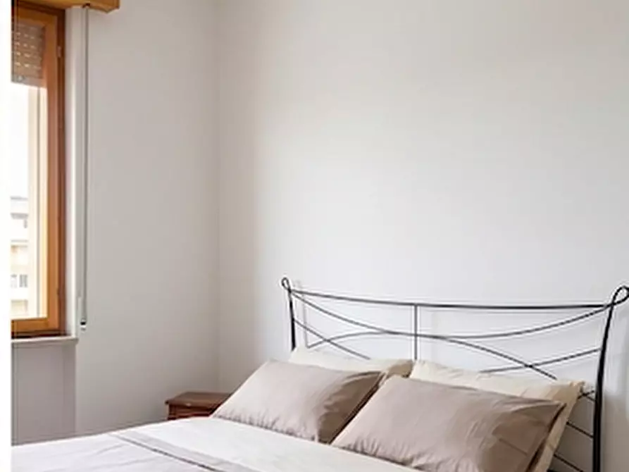Immagine 10 di Appartamento in vendita  in schio a Schio