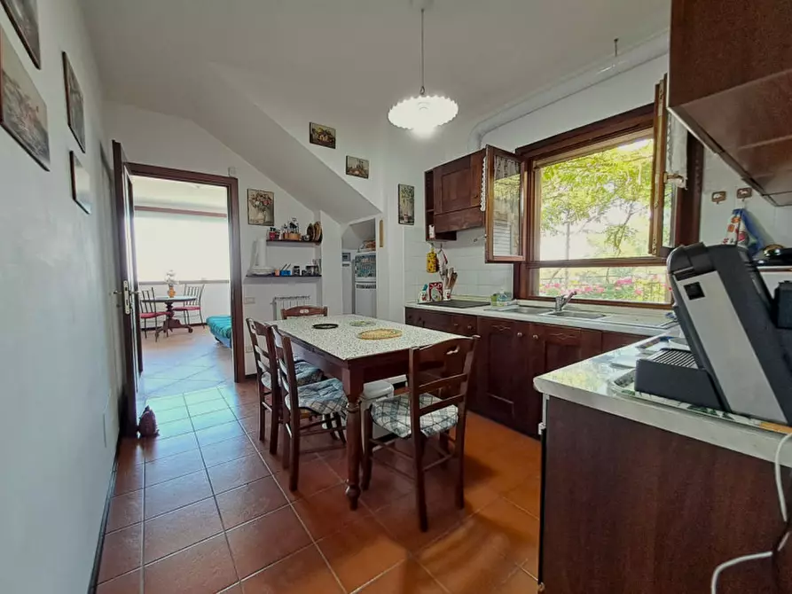 Immagine 12 di Villa in vendita  a Magione
