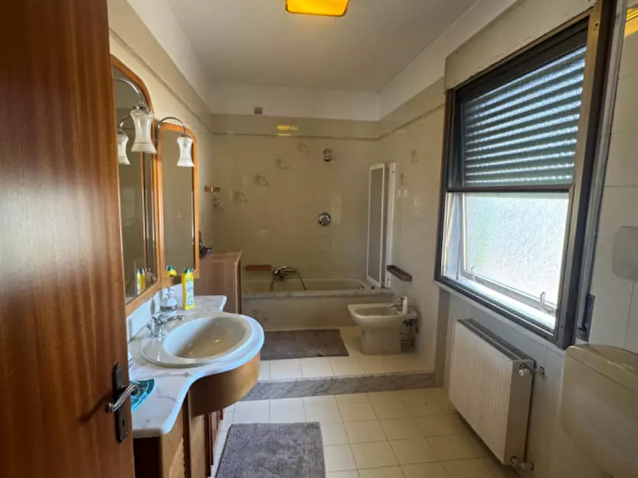 Immagine 19 di Casa indipendente in vendita  in Via Montello 110 a Visco