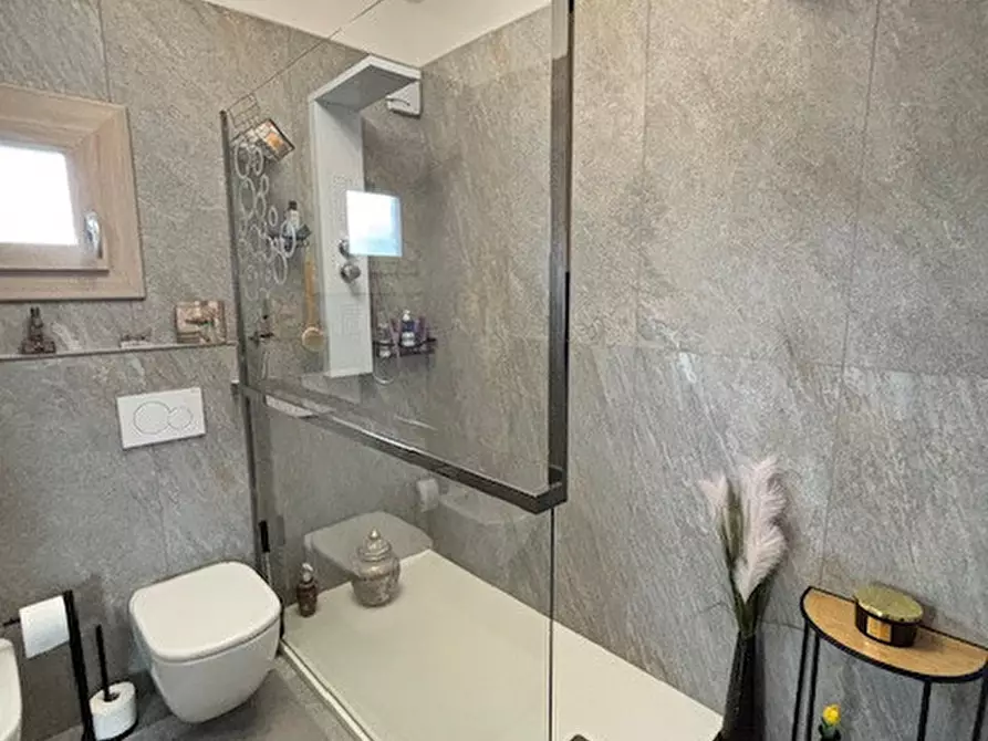 Immagine 45 di Casa indipendente in vendita  in Via Roma a Fosso'