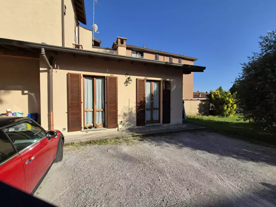 Immagine 1 di Appartamento in affitto  in Via Giuseppe Garibaldi 52 a Missaglia