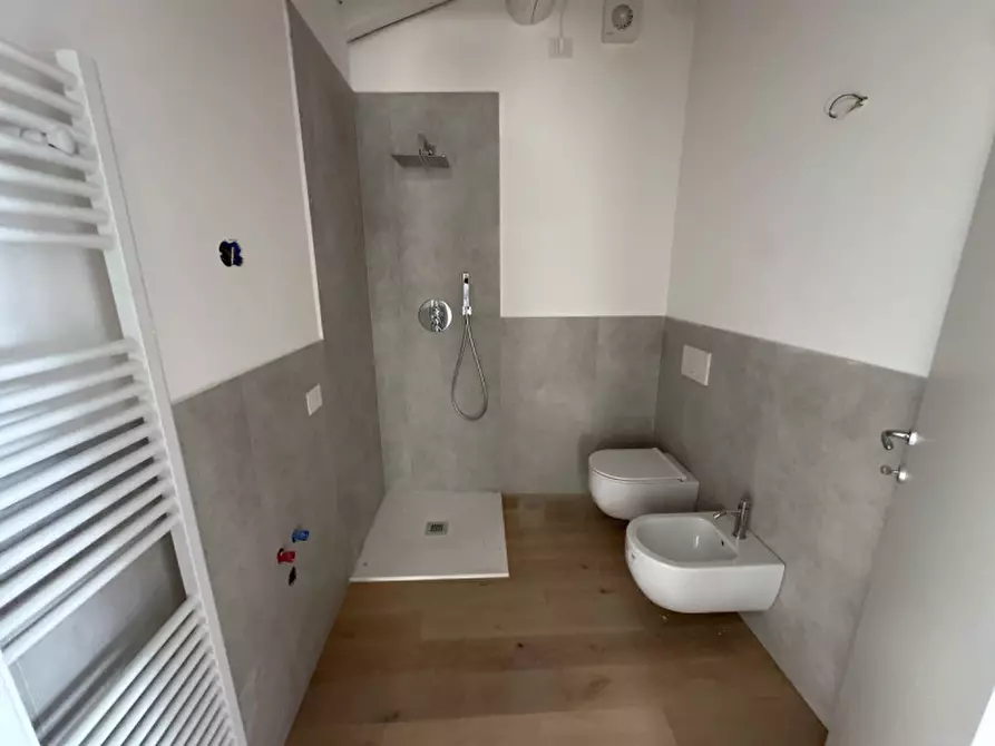 Immagine 15 di Appartamento in vendita  in Via Montedenno 22 a Brescia