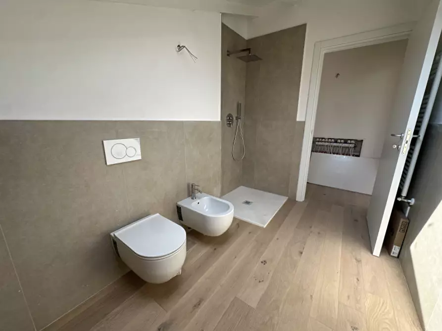 Immagine 25 di Appartamento in vendita  in Via Montedenno 22 a Brescia