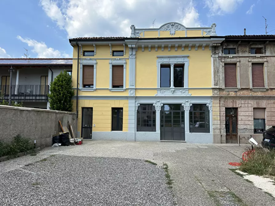 Immagine 28 di Appartamento in vendita  in Via Montedenno 22 a Brescia