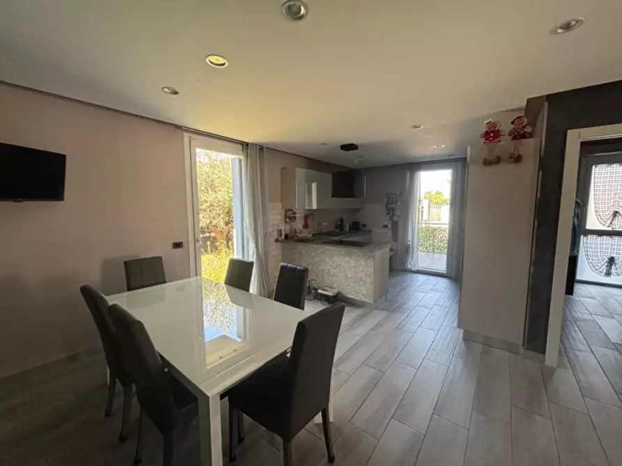 Immagine 4 di Appartamento in vendita  a Mozzecane