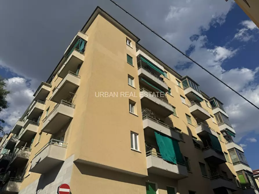 Immagine 2 di Appartamento in vendita  in Via Marco Polo 20 a Trieste