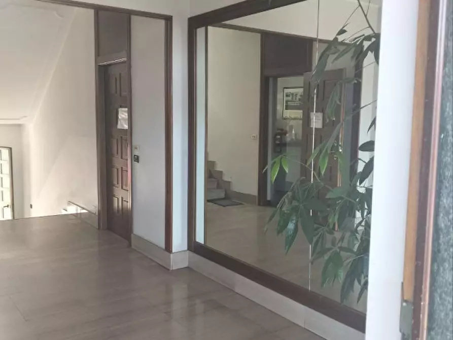 Immagine 2 di Appartamento in affitto  in Strada Settimo 405 a Torino