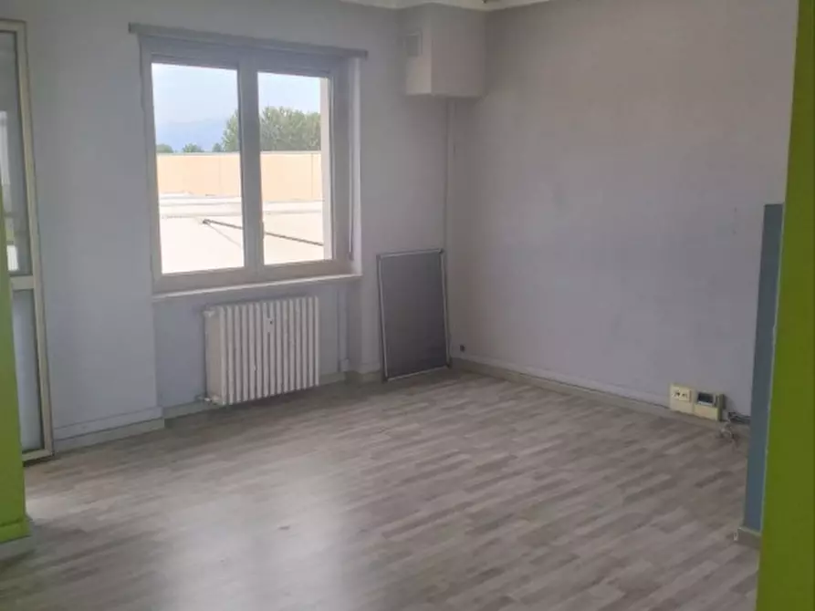 Immagine 10 di Appartamento in affitto  in Strada Settimo 405 a Torino