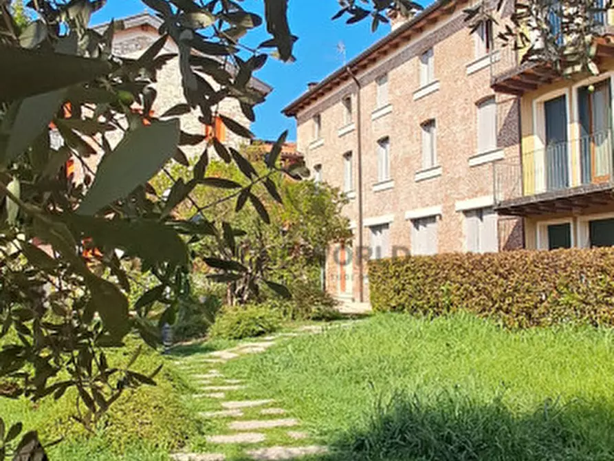 Immagine 1 di Appartamento in vendita  in piazzetta delle filandiere a Malo