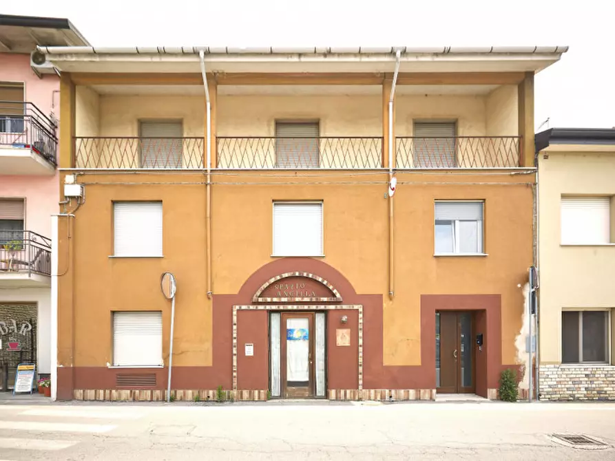 Immagine 3 di Villetta a schiera in vendita  a Valeggio Sul Mincio