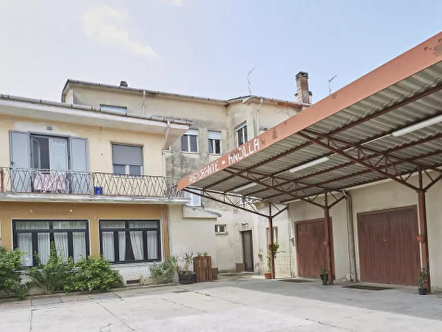 Immagine 6 di Villetta a schiera in vendita  a Valeggio Sul Mincio
