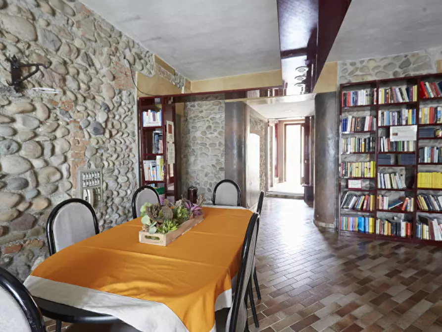 Immagine 9 di Villetta a schiera in vendita  a Valeggio Sul Mincio