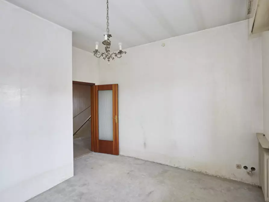 Immagine 42 di Villetta a schiera in vendita  a Valeggio Sul Mincio