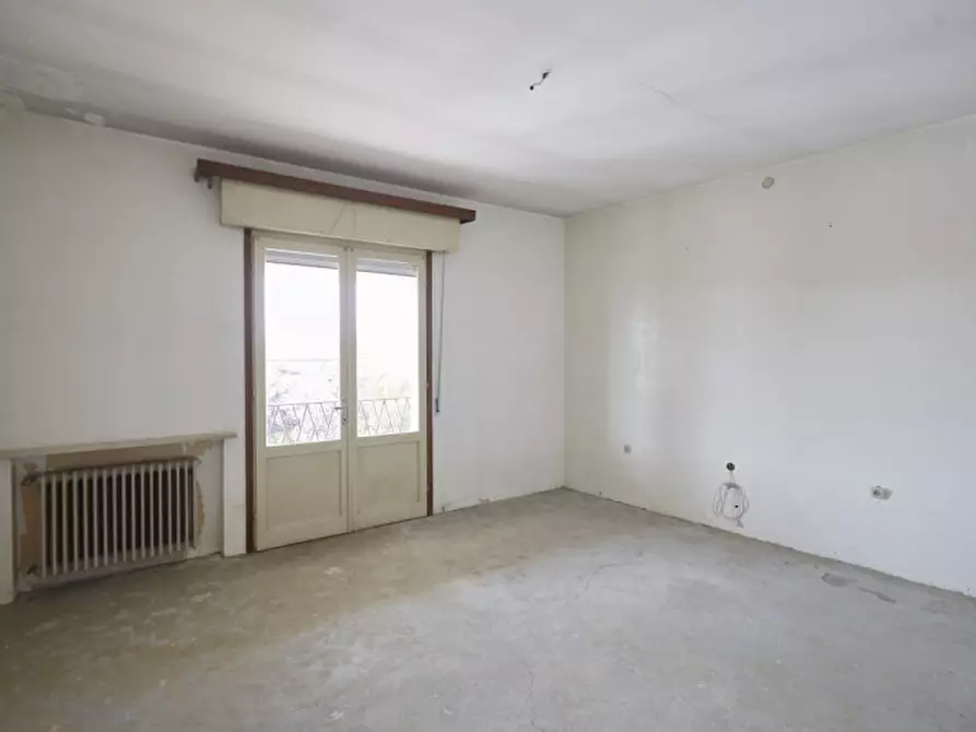 Immagine 48 di Villetta a schiera in vendita  a Valeggio Sul Mincio