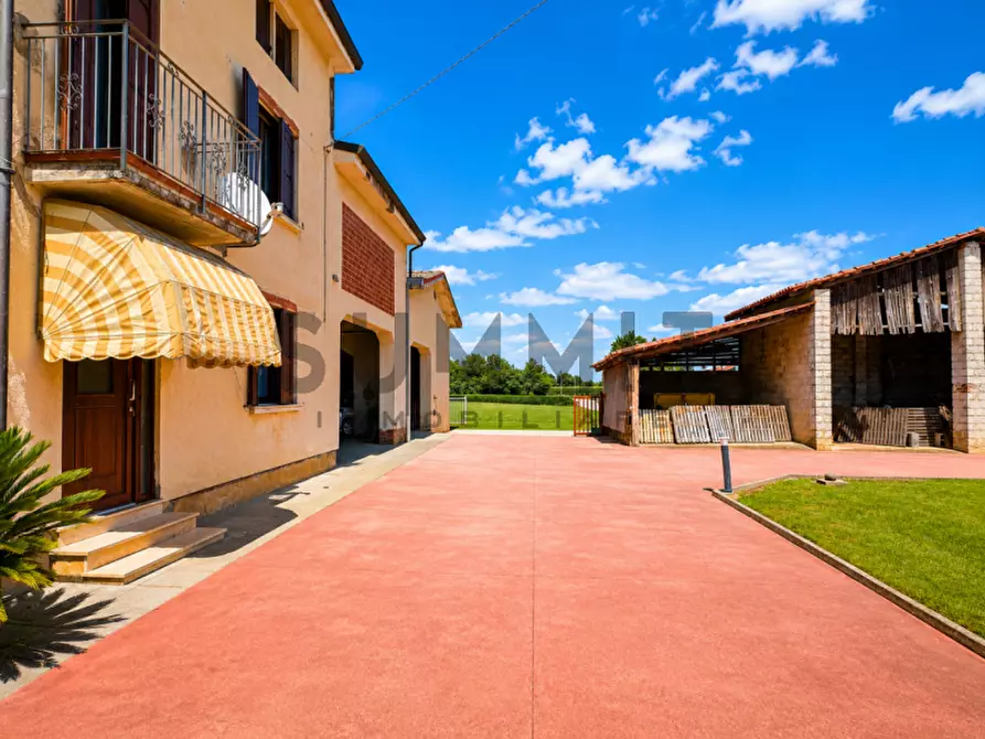 Immagine 2 di Casa indipendente in vendita  a Malo