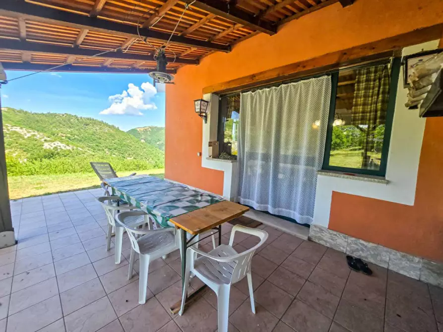 Immagine 5 di Casa indipendente in vendita  in Cuppio a Piobbico
