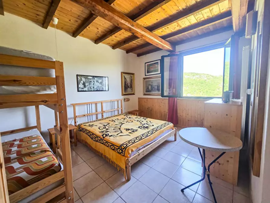 Immagine 11 di Casa indipendente in vendita  in Cuppio a Piobbico