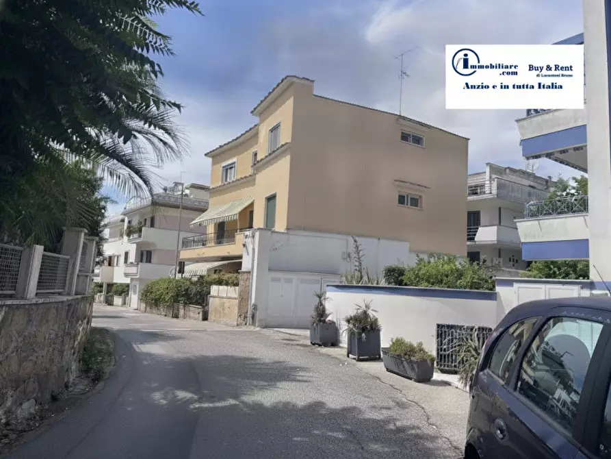 Immagine 2 di Appartamento in vendita  in VIA DERNA a Anzio