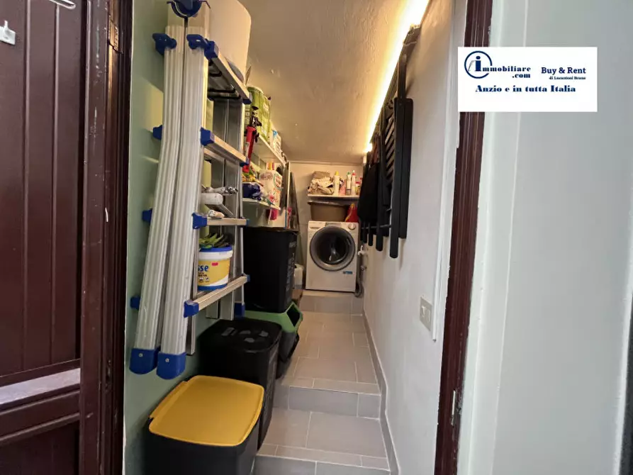 Immagine 20 di Appartamento in vendita  in VIA DERNA a Anzio