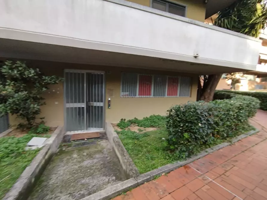 Immagine 5 di Appartamento in vendita  in Via Renato Paolini a Pescara
