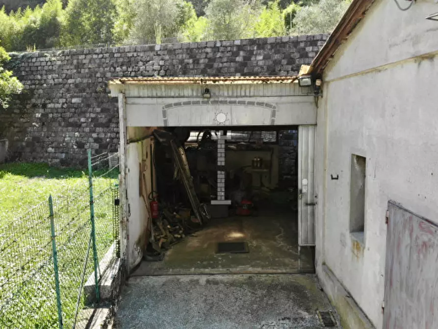 Immagine 3 di Capannone industriale in vendita  in Via Giusti, 115 a Valbrenta